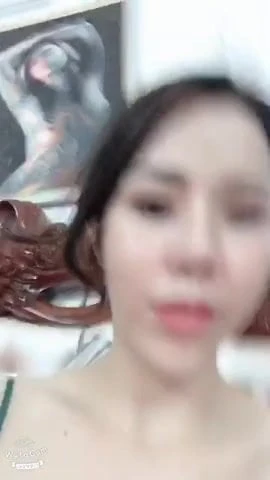 vietnamese boobs