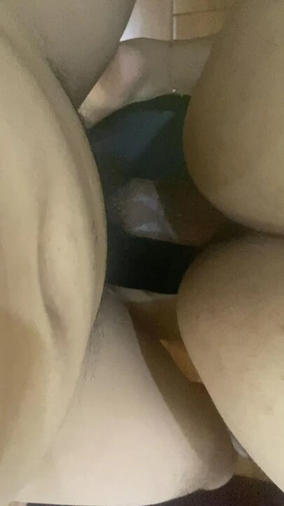 Cum inside her pussy and keep fucking her